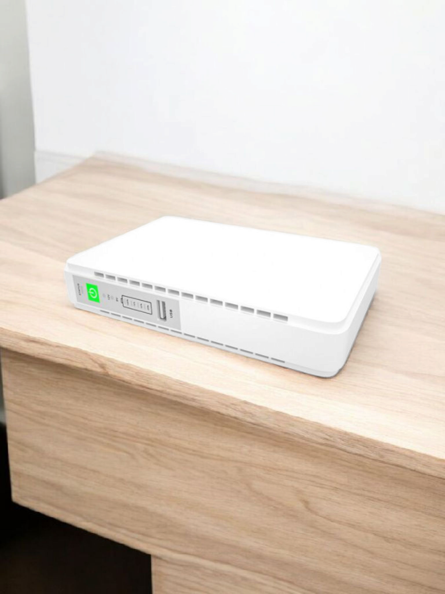 Jiageng JG758 Mini DC UPS